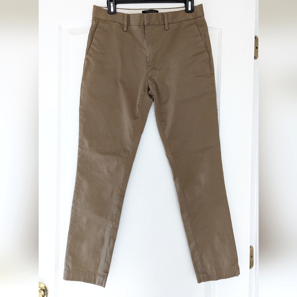 Men's Banana Republic Chinos